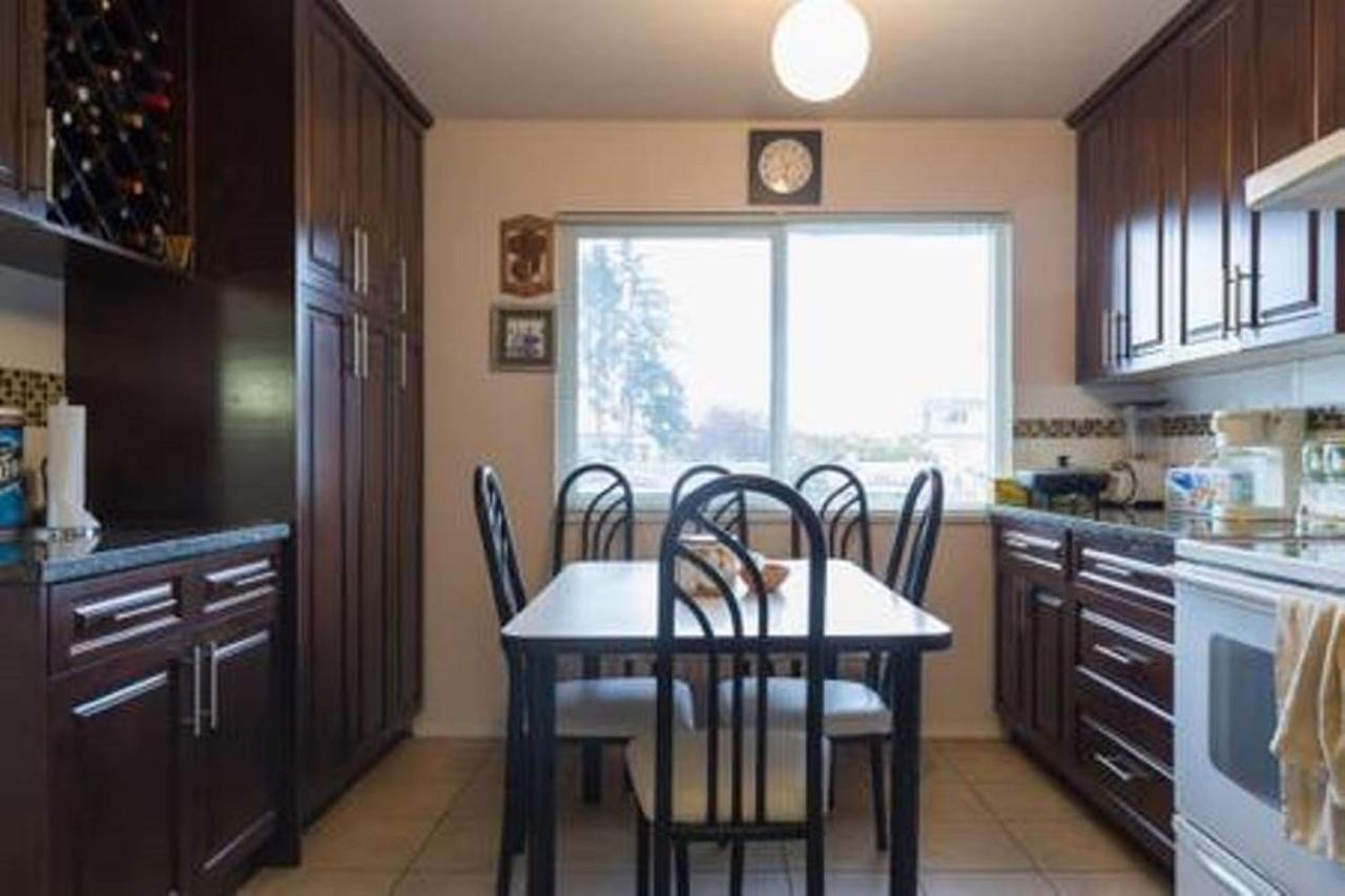Quite House Near The Vancouver Airport Richmond Bagian luar foto