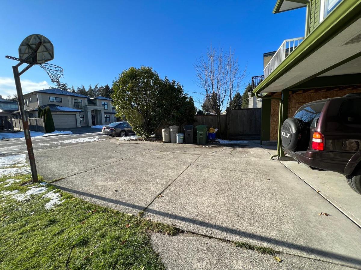 Quite House Near The Vancouver Airport Richmond Bagian luar foto